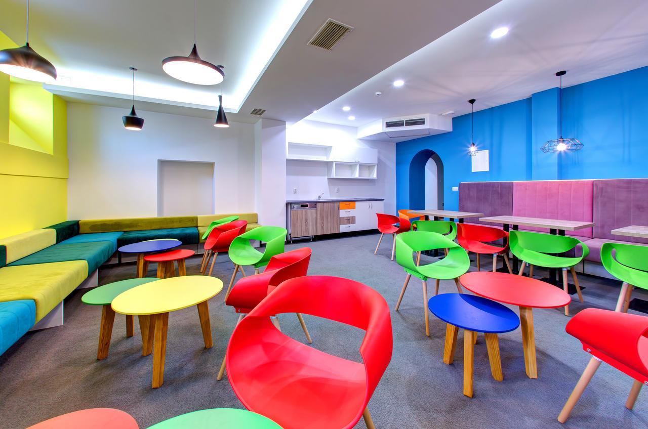 Starmo Hostel モスタル エクステリア 写真