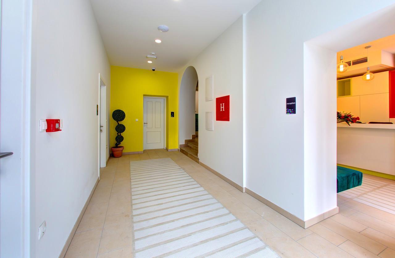Starmo Hostel モスタル エクステリア 写真